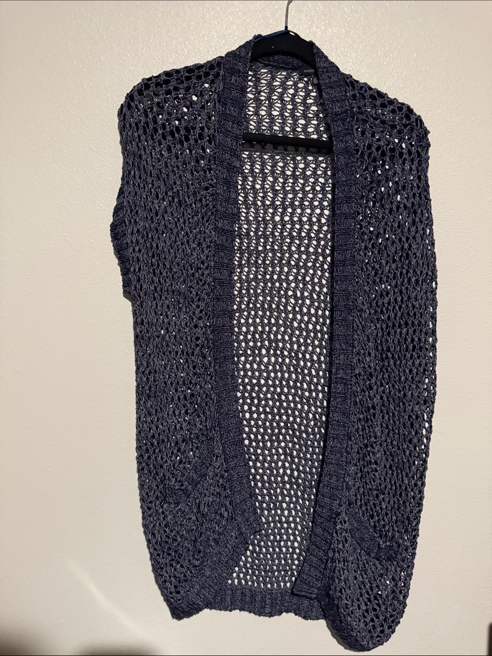 Open-Weave Sleeveless Cardigan Vest in Charcoal Gray